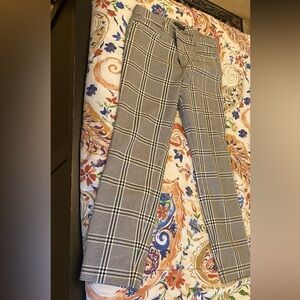 Banana Republic Black and white plaid Sloan size 6 pants